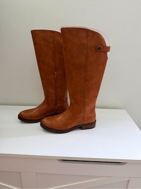 Frye Cognac Miranda Tall Boots NWOT SZ 8.5 Stacked Heels